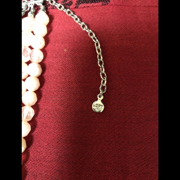 Multi strand shades of pink Loft necklace - Picture 2 of 3